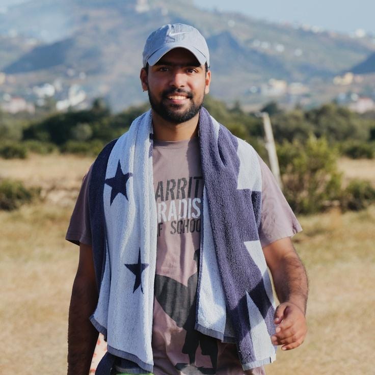 Portrait of Rahul Kapoor meditation instructor